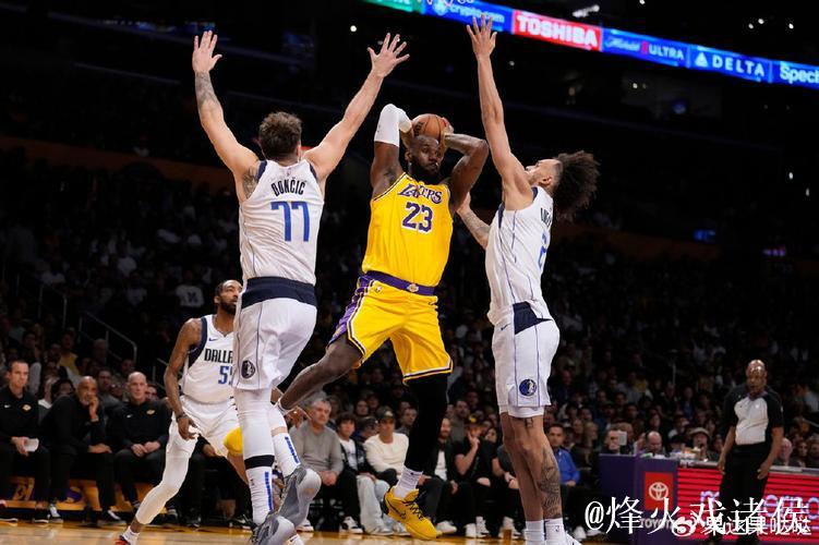 詹姆斯30+表现惊艳 湖人有望让独行侠吞6连败